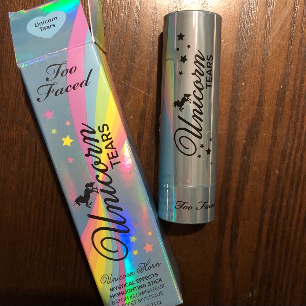 🦄NEW Too Faced UNICORN HORN HIGHLIGHTING STICK - Picture 2 of 7